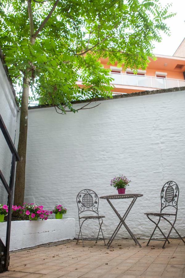 Bed and Breakfast B in Antwerpen Exterior foto